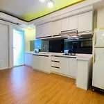 Spacious Studio Room At Green Pramuka Apartment By Travelio