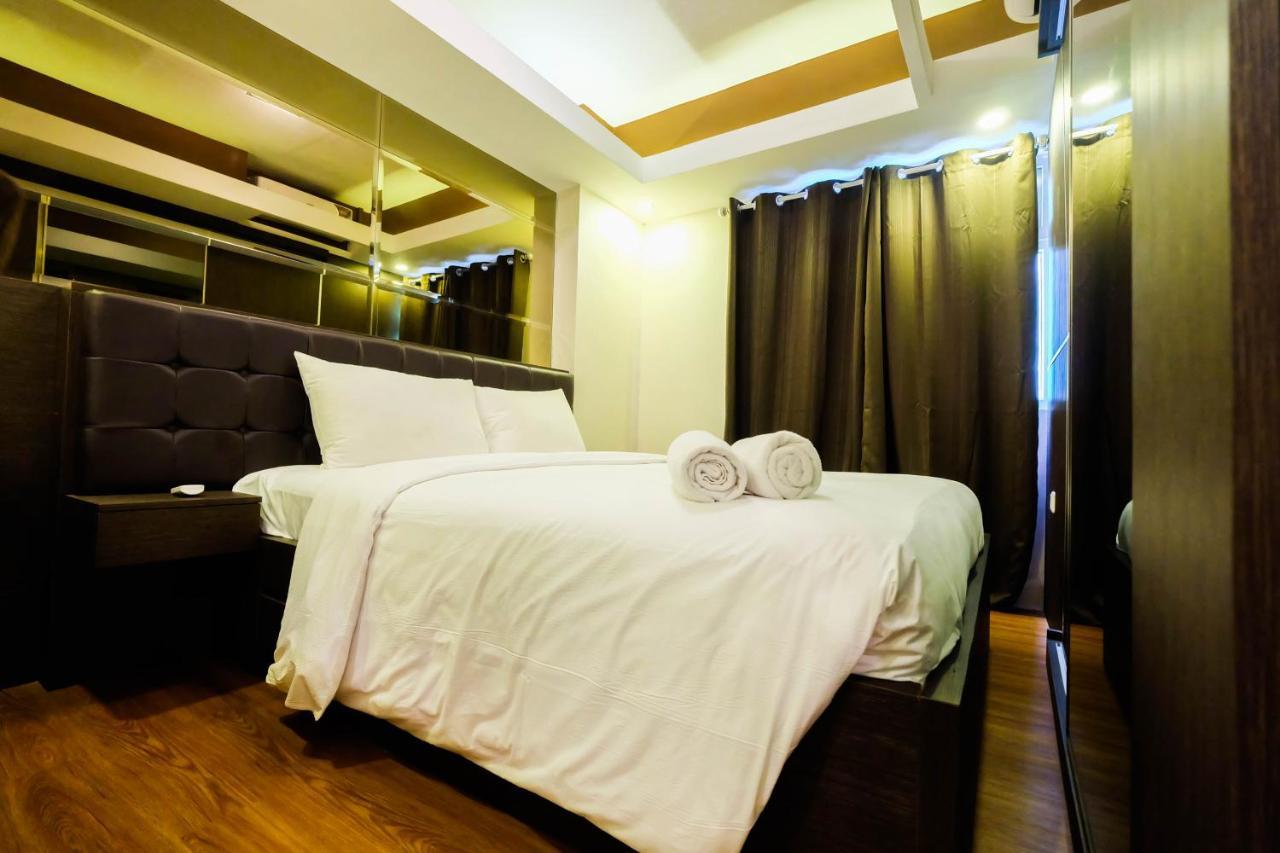Spacious At Pramuka By Travelio
